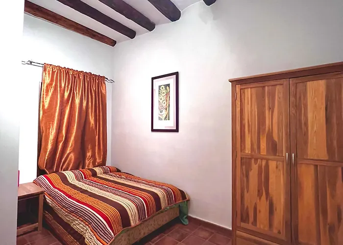 Angelus Plaza Mayor De Graus