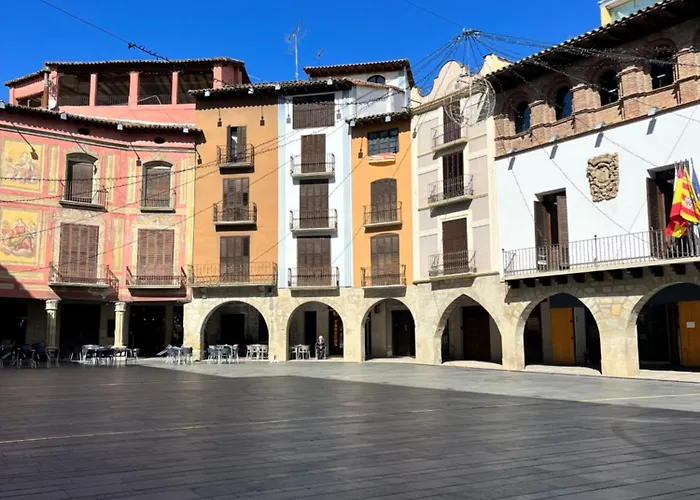 Angelus Plaza Mayor De Graus