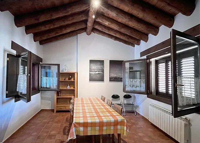 Angelus Plaza Mayor De * Graus